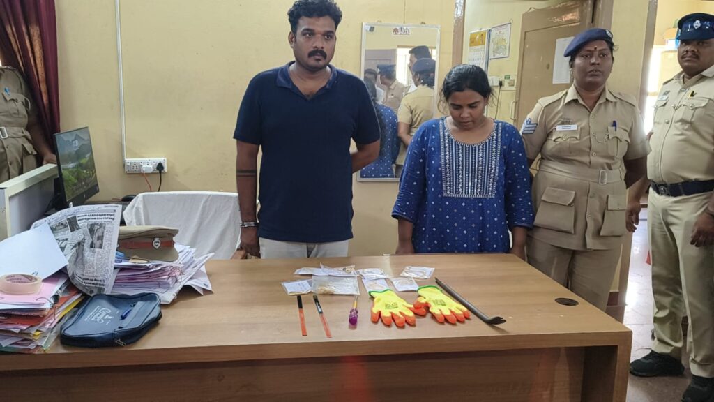 36 சவரன் நகை கொள்ளை: காதலித்து கரம்பிடித்த மனைவிக்கு சொகுசு கார், புது நகைகள் - பலே திருடனின் பிளானை உடைத்த காட்பாடி போலீஸ்!