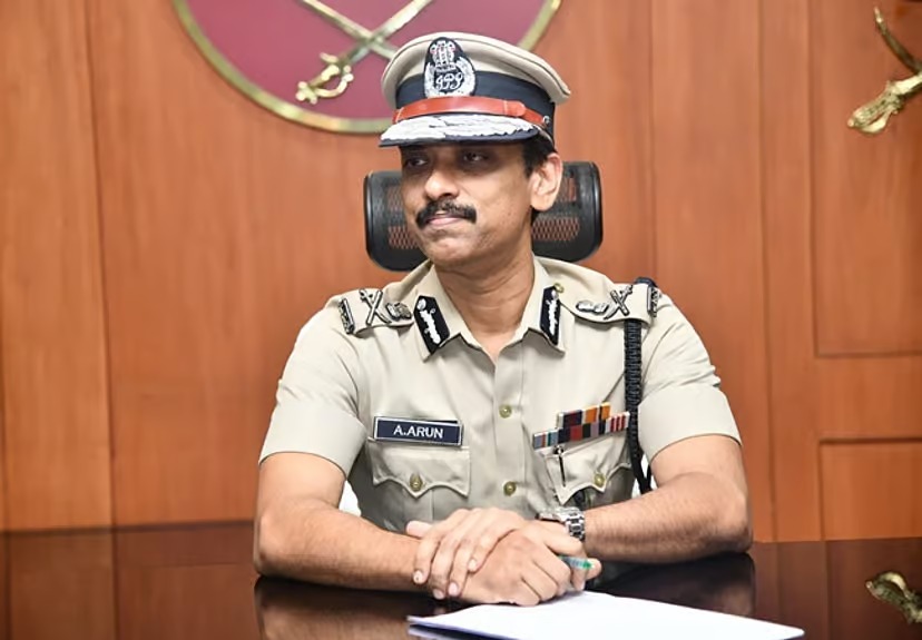 தமிழக காவல்துறை வரலாற்றில் அதிரடி! ஏ.டி.ஜி.பி. அருண், டி.ஐ.ஜி. கண்ணன் கட்டாய காத்திருப்போர் பட்டியலுக்கு மாற்றம்!