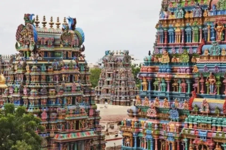 தமிழகம் முழுவதும் அனைத்துக் கோவில் சொத்துகள் மற்றும் குத்தகைதாரர்கள் விவரங்களை 3 மாதங்களில் வெளியிட வேண்டும்: மாநில தகவல் ஆணையம் அதிரடி உத்தரவு!