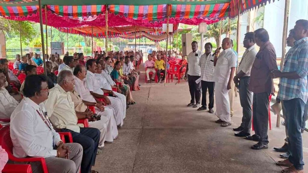அண்ணாமலைப் பல்கலைக்கழக ஆசிரியர், ஊழியர்கள் போராட்டம் - 4வது நாளாக தொடர்ச்சி; விசிக நேரில் ஆதரவு!