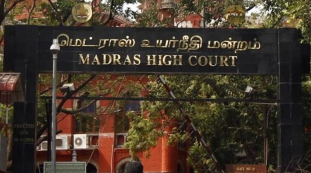 தமிழகத்தில் கடைகளின் பெயர் பலகைகளை தமிழில் மாற்ற சென்னை உயர் நீதிமன்றம் நவம்பர் 1 வரை அவகாசம் வழங்கி உத்தரவிட்டுள்ளது!