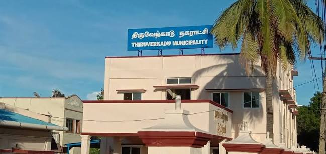 திருவேற்காடு பூங்காவில் கழிவு நீரேற்று நிலையமா? "அதிகாரிகள் பதிலளிக்க வேண்டும்!" — சென்னை உயர் நீதிமன்றம் அதிரடி நோட்டீஸ்!