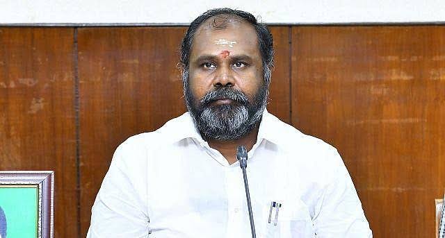 மின்வெட்டு மற்றும் டெங்கு விவகாரத்தில் அரசு தள்ளாடுகிறது: ஆர்.பி. உதயகுமார் கடும் குற்றச்சாட்டு!