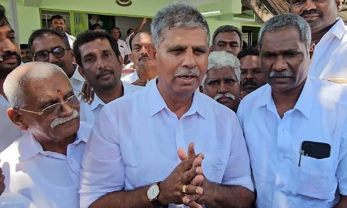 "தவெக ஆட்சி 2027 வரை கூட இருக்காது... சில மாதங்களில் நம்பிக்கையில்லா தீர்மானம்!" - ஏ.கே. செல்வராஜ் ஆவேசப் பேச்சு!