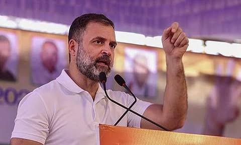 "காங்கிரஸை வெளியேற்றத் துடிக்கும் த.வெ.க! விஜய்யின் பிரதமர் கனவும் தேசிய அரசியலும்!" – மூத்த பத்திரிகையாளர் கோட்டீஸ்வரன் பரபரப்பு பேட்டி!