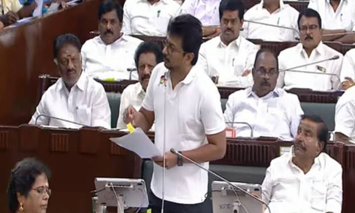 "சட்டமன்றத்துல மாஸ் காட்டும் தவெக... பின்டவுன் பண்ண முடியாம திணறும் திமுக! மூத்த பத்திரிகையாளர் மணி அதிரடி!"