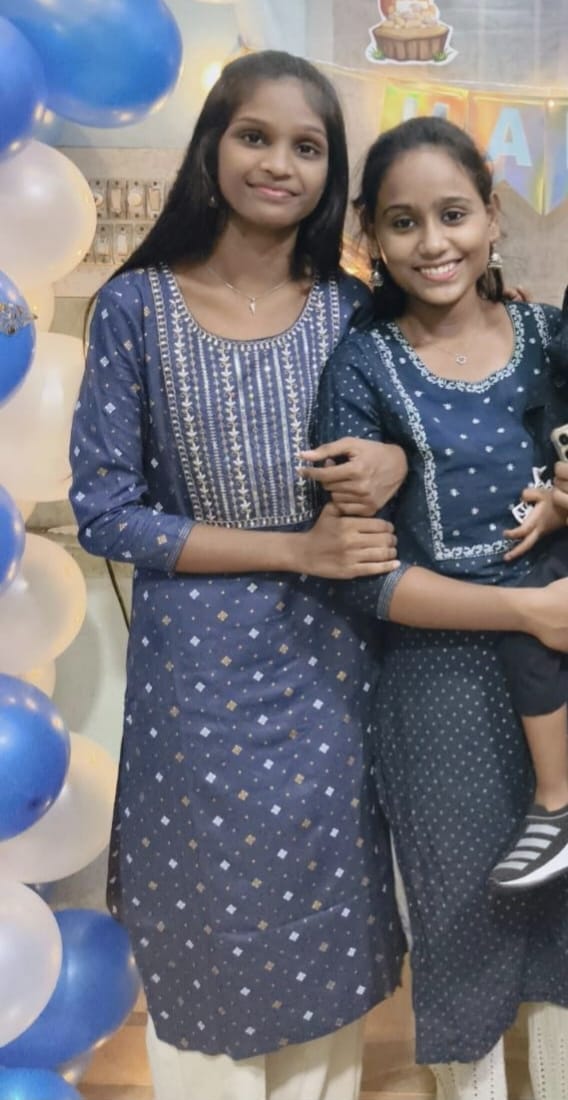 கூடுவாஞ்சேரி அருகே கோர விபத்து: கார் மோதி கல்லூரி மாணவிகள் இருவர் பரிதாப பலி!