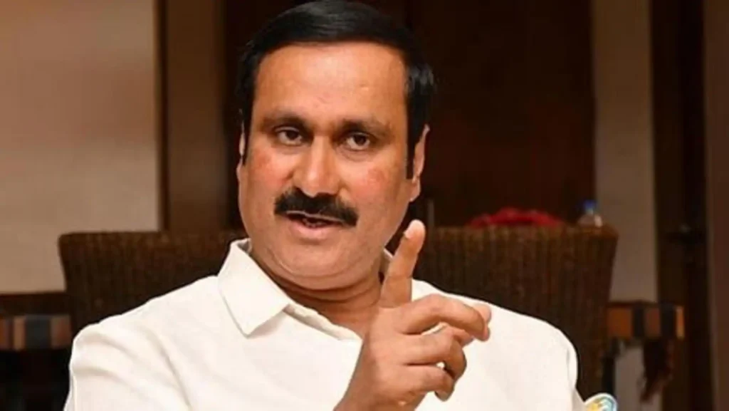 வாழ்வாதாரத்தைக் காலி செய்யும் கொடூர சதி! இலங்கை துறைமுகங்களில் தமிழக மீனவர்களின் படகுகள் நொறுக்கல்.. கொந்தளிப்பில் அன்புமணி!