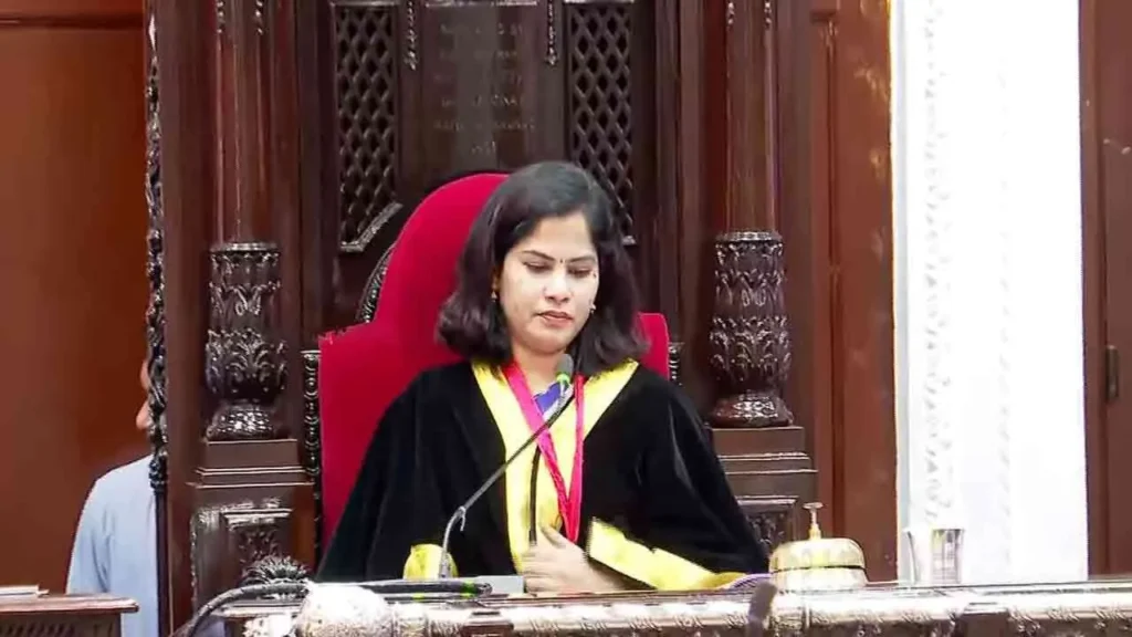 "சட்டமன்றத்தில் முதல்வர் விஜய்யின் பேச்சு தலைகுனிய வைத்துள்ளது": சென்னை ரிப்பன் மாளிகையில் மேயர் பிரியா ராஜன் கடும் விமர்சனம்!