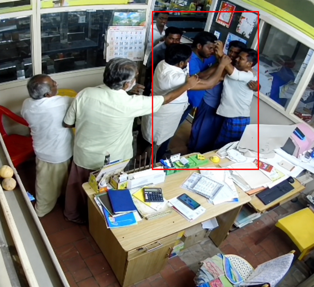 பாக்கி தொகை வசூலிப்பதில் தகராறு: வெல்டிங் தொழிலாளியை தாக்கியதாக அதிமுக நிர்வாகி மீது குற்றச்சாட்டு – சிசிடிவி காட்சி வெளியீடு