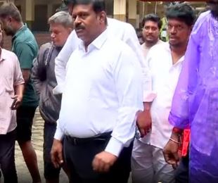 வேளச்சேரி ஏஜிஎஸ் காலனியில் மழைநீர் அகற்றும் பணிகள் – அமைச்சர் குமார் நேரில் ஆய்வு!