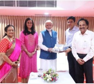 பிரதமர் மோடியைச் சந்தித்து திருமண வரவேற்பு அழைப்பிதழ் வழங்கிய கலாநிதி மாறன்!