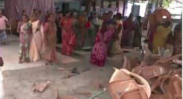 11 நாட்களாகப் போராடும் மக்கள் – மீண்டும் அடித்து நொறுக்கப்பட்ட ஜெபக்கூடம்; “பணம் கிடைக்கும் வரை இடத்தை விட்டு நகர மாட்டோம்”