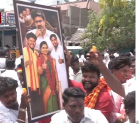 மதுராந்தகத்தில் தொடர்ந்து முதலிடத்தில் மரகதம் குமரவேல் – ஜிலேபி வழங்கி, விசில் அடித்து தவெகவினர் உற்சாகக் கொண்டாட்டம்!