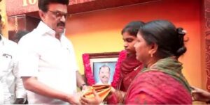 மதுராந்தகம் இடைத்தேர்தல் பரப்புரையை முடித்துவிட்டு வீடு திரும்பிய திமுக நிர்வாகி உயிரிழப்பு – குடும்பத்தினருக்கு மு.க.ஸ்டாலின் ஆறுதல்!