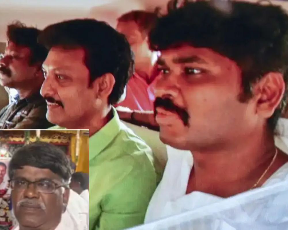 நானும் காசு கொடுத்தேன்... கைது தப்பு இல்லை! – பகீர் கிளப்பும் ஆடியோ!சித்தையன்கோட்டை திமுக துணைத் தலைவர் பேசியதாக வெளியாகியுள்ள ஆடியோவால் அரசியல் வட்டாரத்தில் பரபரப்பு