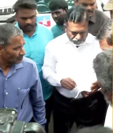 இசையமைப்பாளர் தேவா உடலுக்கு திருமாவளவன், அமைச்சர் வன்னி அரசு நேரில் அஞ்சலி!