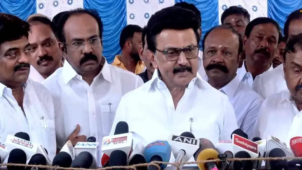 முதலில் முதலமைச்சராக இருக்கட்டும்... ஆளத் தெரியாத அரசுக்குப் பாடம் புகட்டுவோம்!” – மு.க.ஸ்டாலின் கடும் விமர்சனம்!