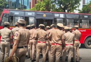சென்னையில் மருத்துவப் பணியாளர்கள் போராட்டம் – கைது செய்ய போலீசார் குவிப்பு!